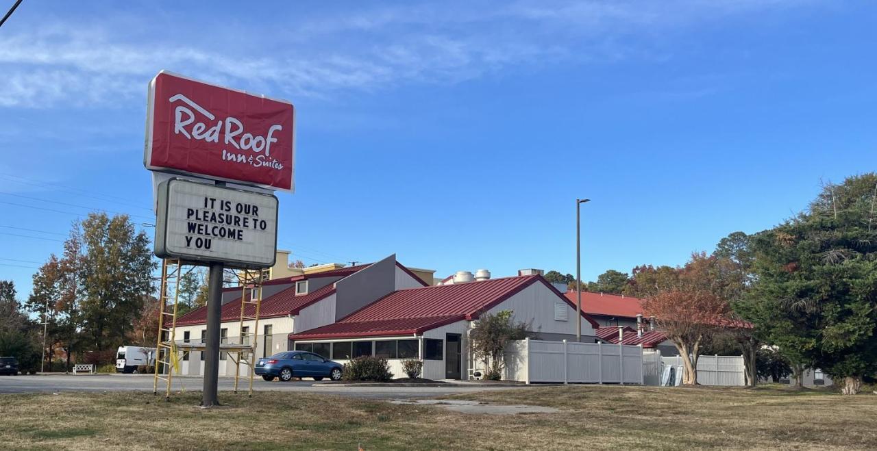 Red Roof Inn & Suites Newport News Eksteriør bilde