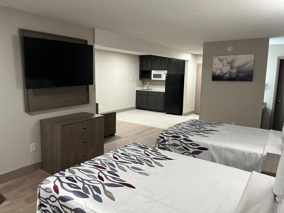 Red Roof Inn & Suites Newport News Eksteriør bilde
