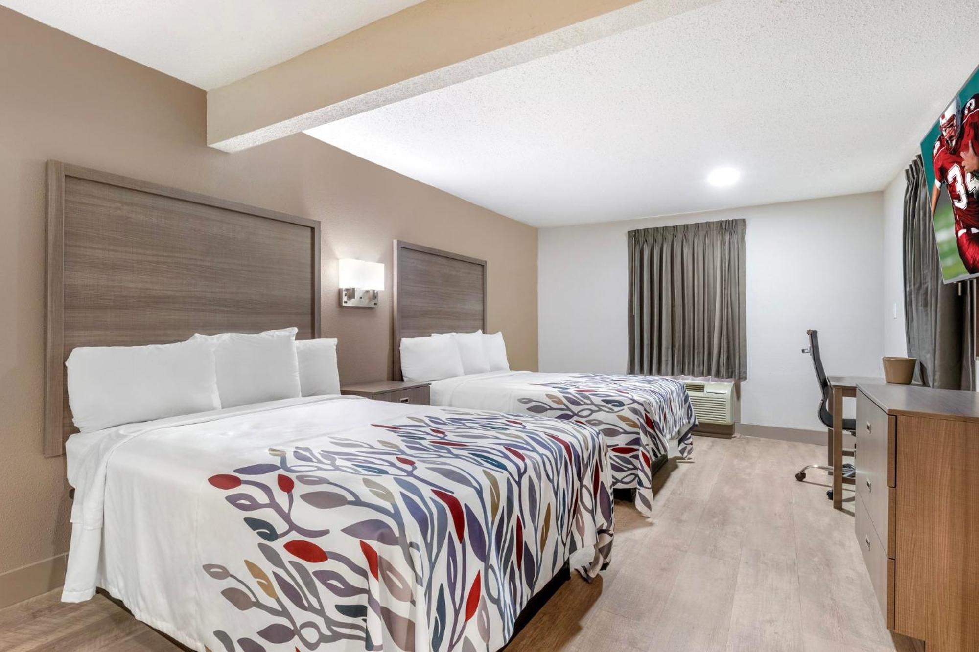 Red Roof Inn & Suites Newport News Eksteriør bilde