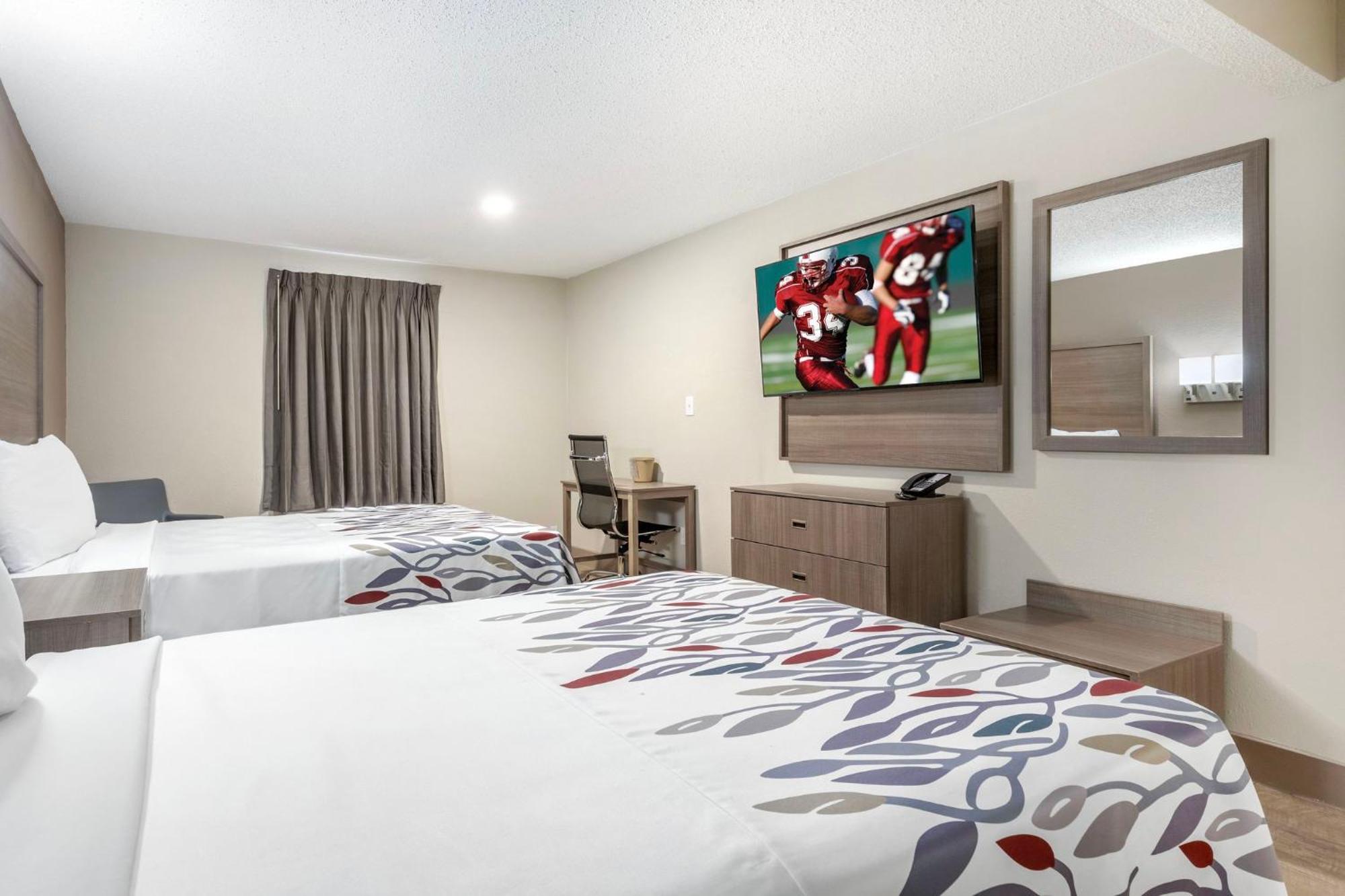 Red Roof Inn & Suites Newport News Eksteriør bilde