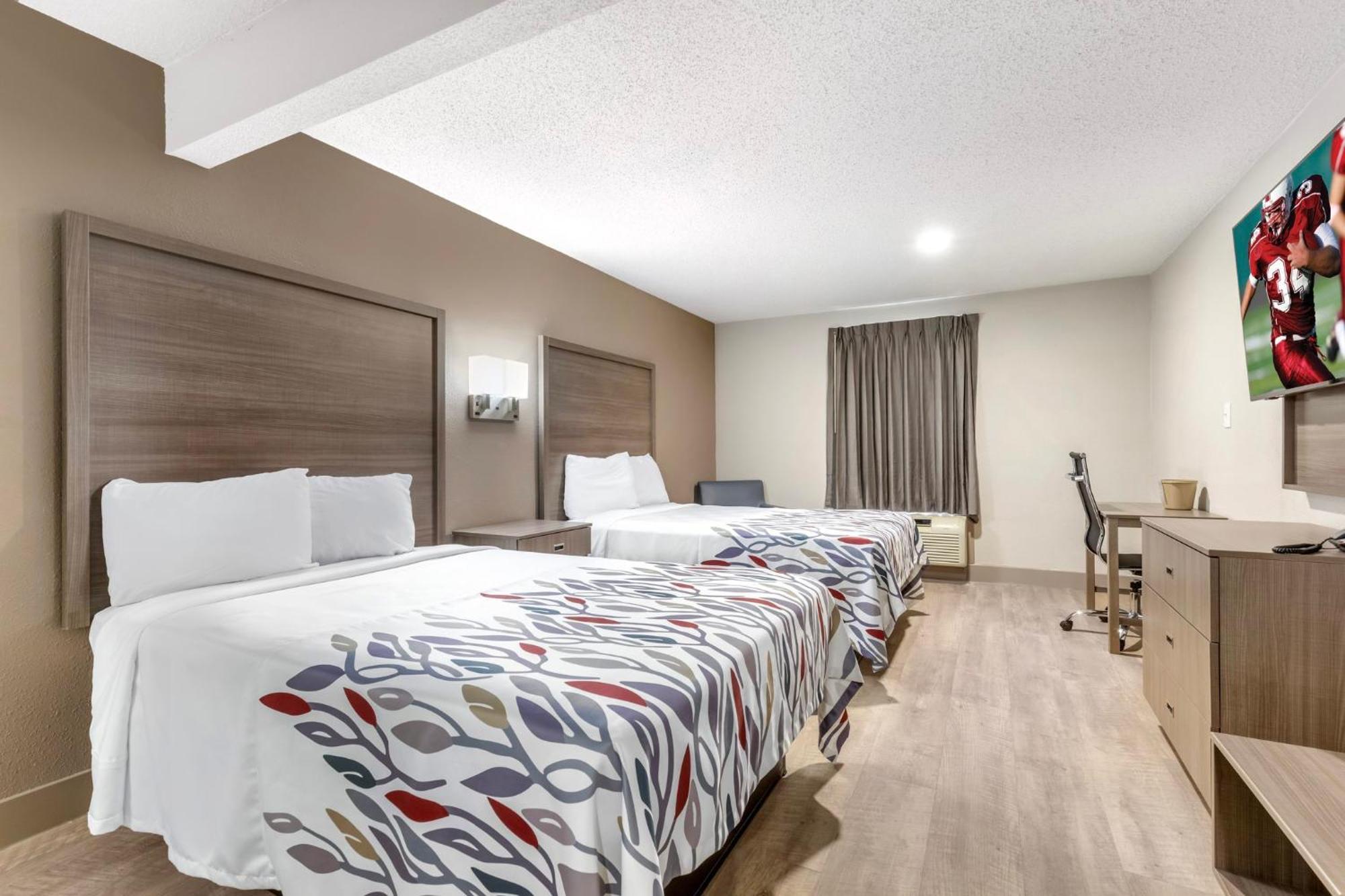 Red Roof Inn & Suites Newport News Eksteriør bilde
